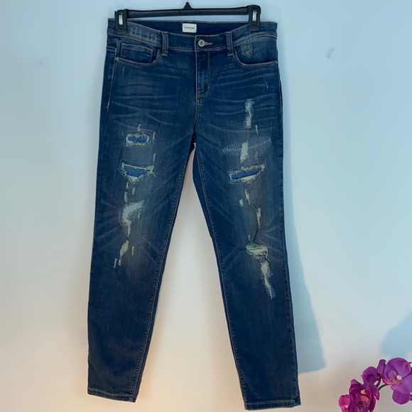 Sneak Peek Women’s Distressed Jeans Size 9 - Picture 1 of 5